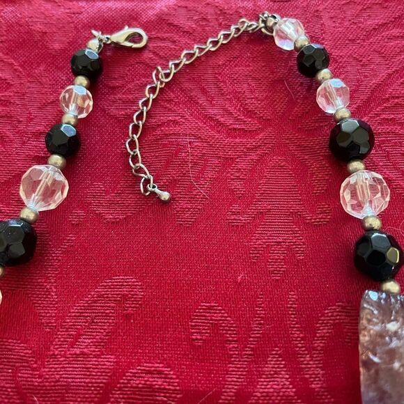 Statement Necklace.  - Picture 3 of 5